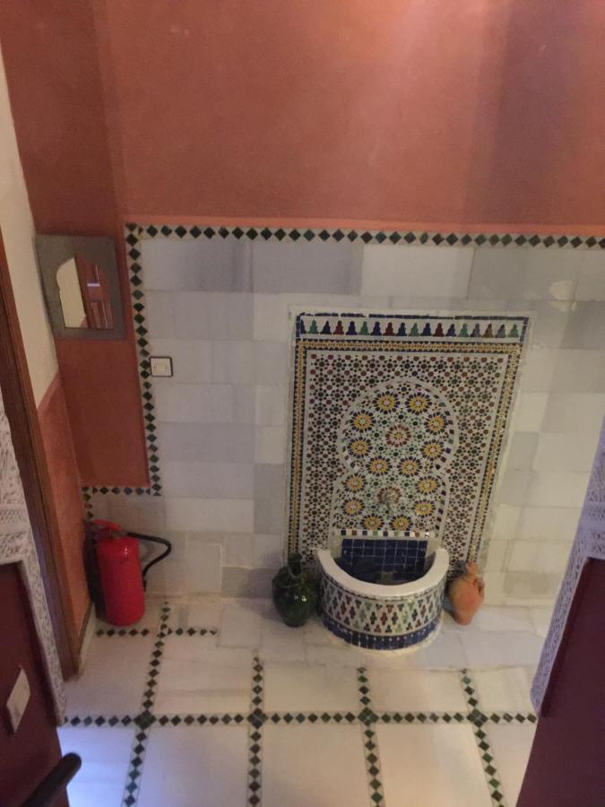 Riad Alkatib מקנס מראה חיצוני תמונה