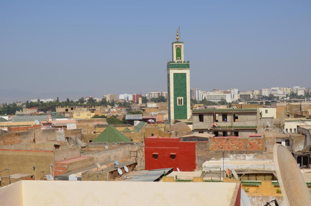 Riad Alkatib מקנס מראה חיצוני תמונה