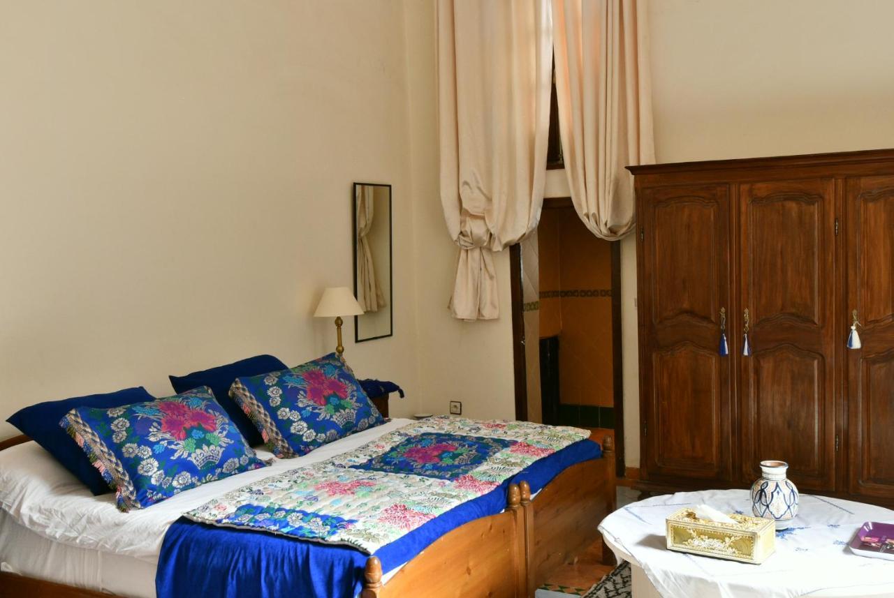Riad Alkatib מקנס מראה חיצוני תמונה