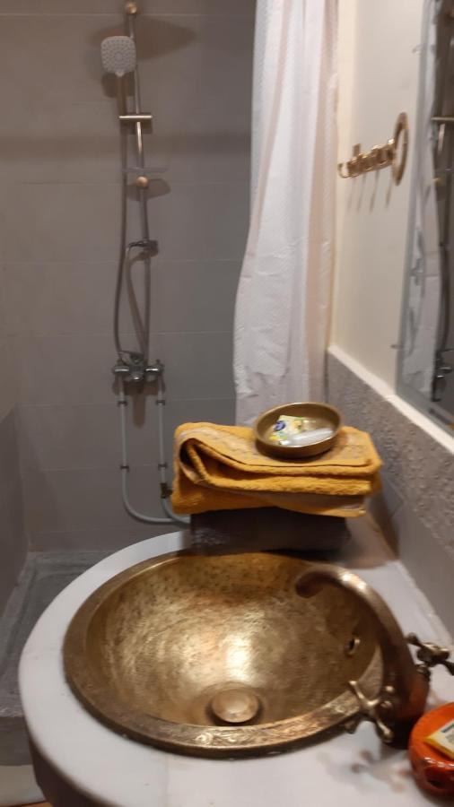 Riad Alkatib מקנס מראה חיצוני תמונה