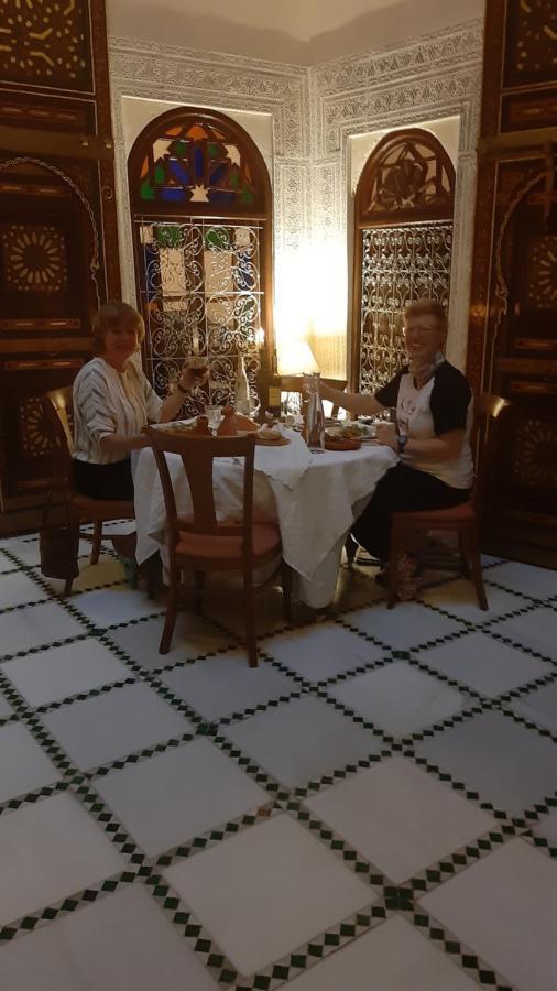 Riad Alkatib מקנס מראה חיצוני תמונה