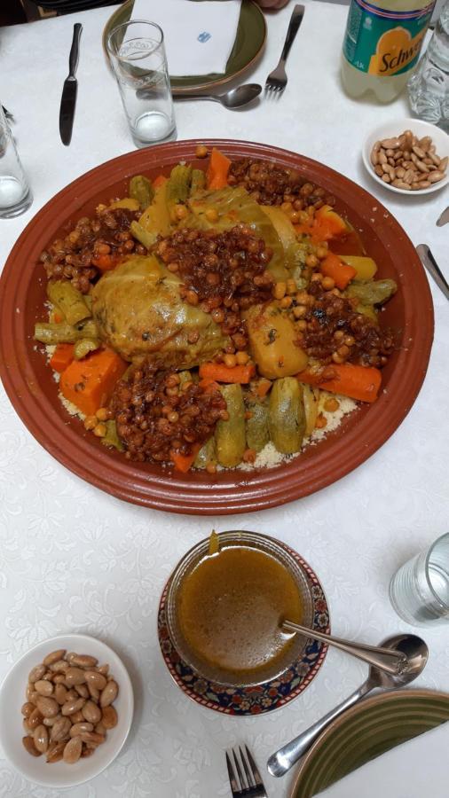 Riad Alkatib מקנס מראה חיצוני תמונה