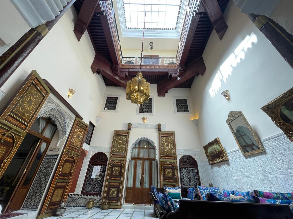 Riad Alkatib מקנס מראה חיצוני תמונה