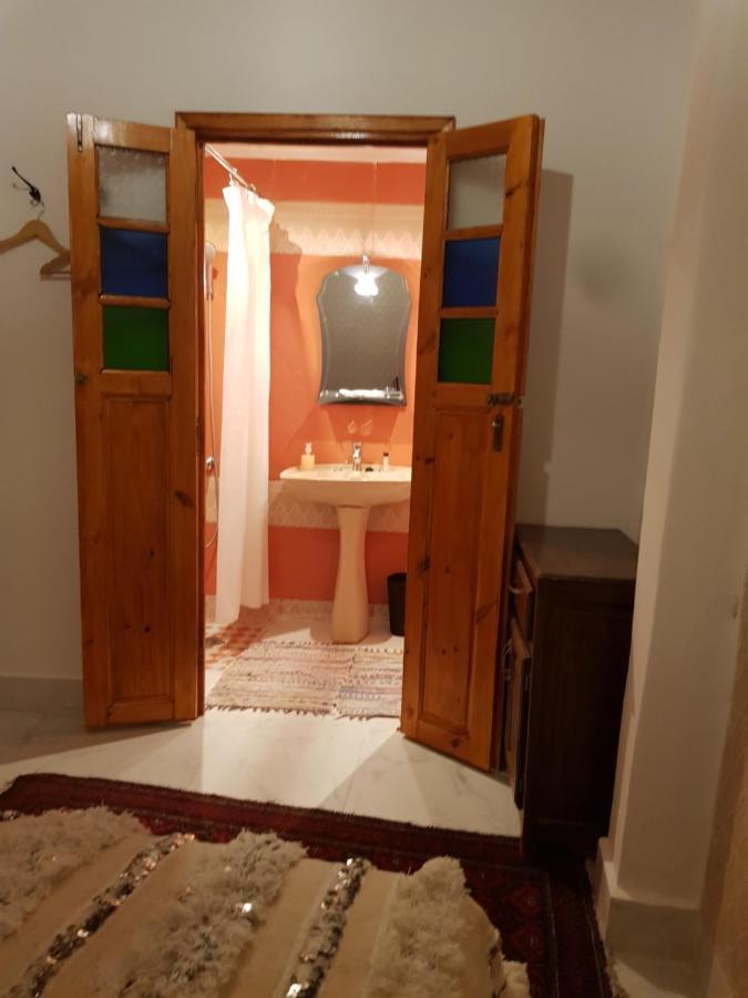 Riad Alkatib מקנס מראה חיצוני תמונה